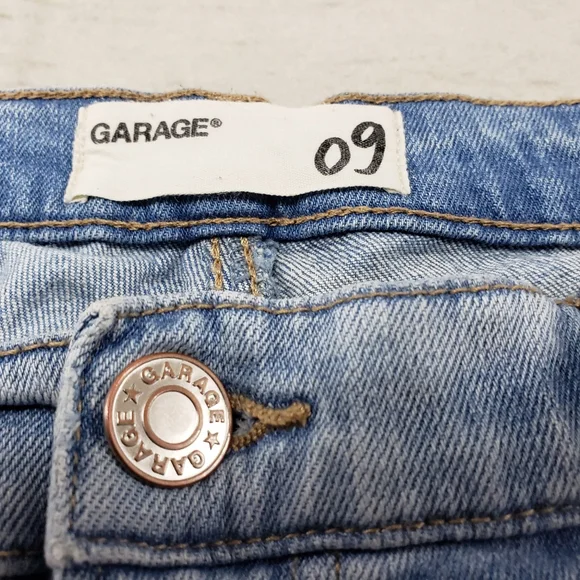 Garage Jeans Size 9 W32"xL32" Destroyed Jeans Distressed Torn Ripped Jeans Crop - Picture 7 of 9